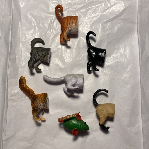 8-Pc Cat Magnet/Sticker Set - Picture 3 of 3